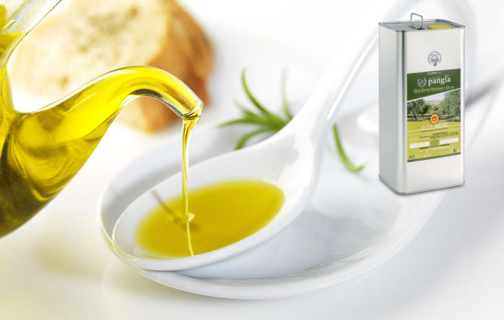 Olio extra vergine d'oliva italiano. Extra virgin olive oil Pangia - Italy / Extra natives Olivenöl Pangia - Italien. OLIO PANGIA.
